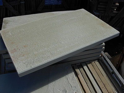 Himalayan Bevelled Edge Bullnose Sandstone Natural